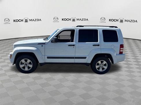 Used 2012 Jeep Liberty Sport w/ Popular Equipment Group AWD/4WD image 4