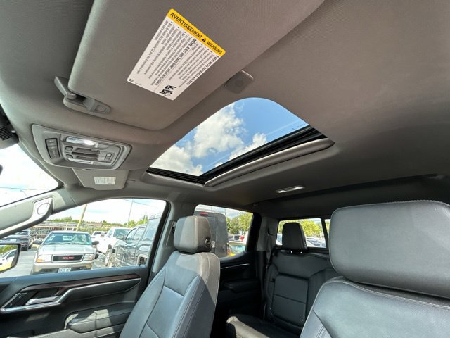 Used 2023 GMC Sierra 1500 SLT w/ SLT Convenience Package AWD/4WD image 33