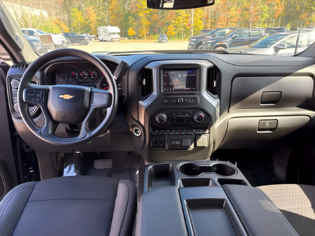 Used 2025 Chevrolet Silverado 2500 Custom w/ Custom Value Package AWD/4WD image 24