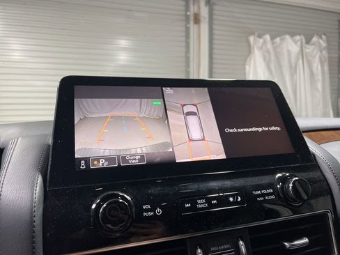 Used 2023 Nissan Armada SL w/ Captain's Chairs Package RWD image 39