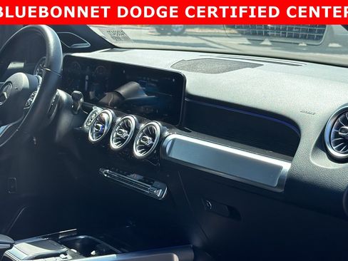 Used 2021 Mercedes-Benz GLB 250 image 21