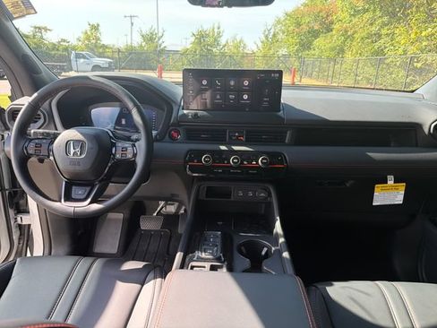 New 2026 Honda Pilot TrailSport image 15
