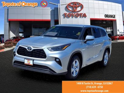 Certified 2025 Toyota Highlander LE