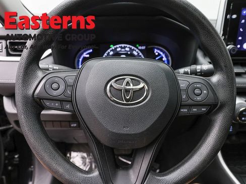 Used 2023 Toyota RAV4 XLE w/ Convenience Package AWD/4WD image 10
