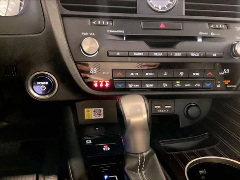 Used 2021 Lexus RX 450h AWD w/ Luxury Package image 34