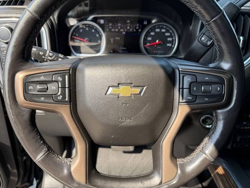 Used 2019 Chevrolet Silverado 1500 High Country w/ High Country Premium Package AWD/4WD image 29