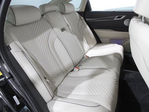 Used 2022 Genesis G80 3.5T Sport w/ Sport Prestige Package image 19