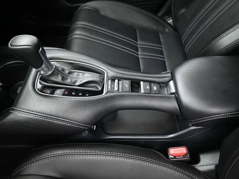 Certified 2026 Honda HR-V EX-L image 20