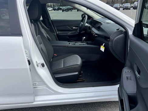 New 2026 Nissan Sentra SV image 24