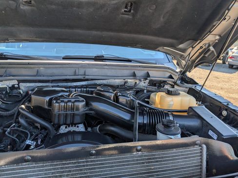 Used 2016 Ford F250 XLT w/ XLT Value Package image 25