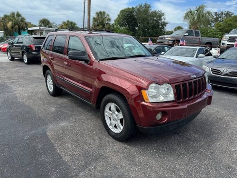 Used 2007 Jeep Grand Cherokee Laredo RWD image 2