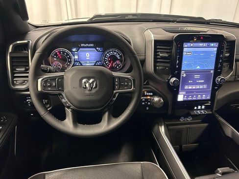 Used 2025 RAM 1500 Laramie w/ Sport Appearance Package AWD/4WD image 3