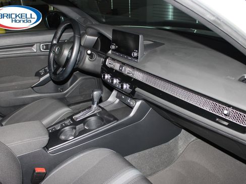 Used 2024 Honda Civic Sport image 14