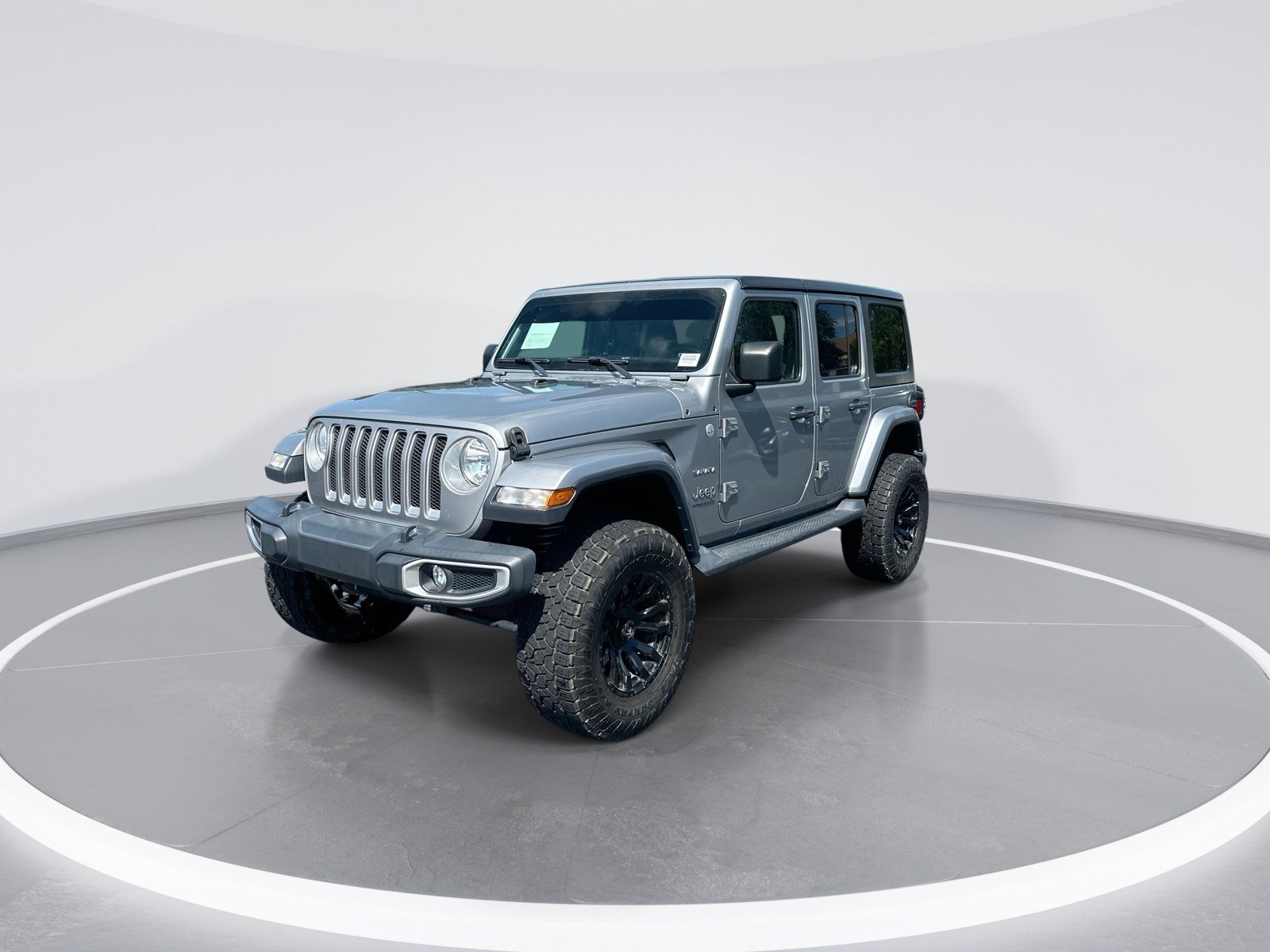 Used 2018 Jeep Wrangler Unlimited Sahara AWD/4WD image 5
