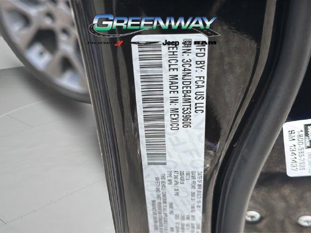 Used 2021 Jeep Compass Latitude AWD/4WD image 33