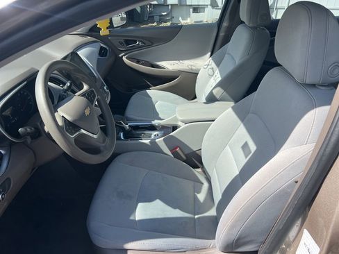 Used 2022 Chevrolet Malibu LT FWD image 8