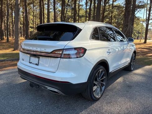 Certified 2022 Lincoln Nautilus Reserve w/ Equipment Group 202A image 3