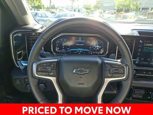 Used 2024 Chevrolet Silverado 1500 LT Trail Boss w/ LT Trail Boss Premium Package AWD/4WD image 25