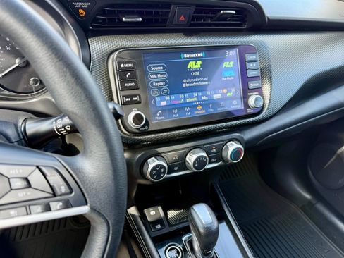 Used 2023 Nissan Kicks SV FWD image 21