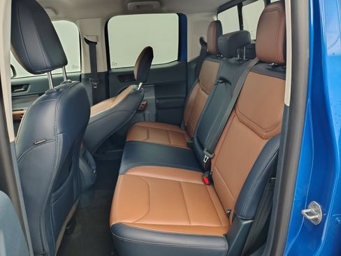 Used 2022 Ford Maverick Lariat image 25