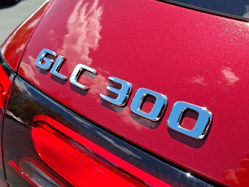 Used 2026 Mercedes-Benz GLC 300 4MATIC image 29