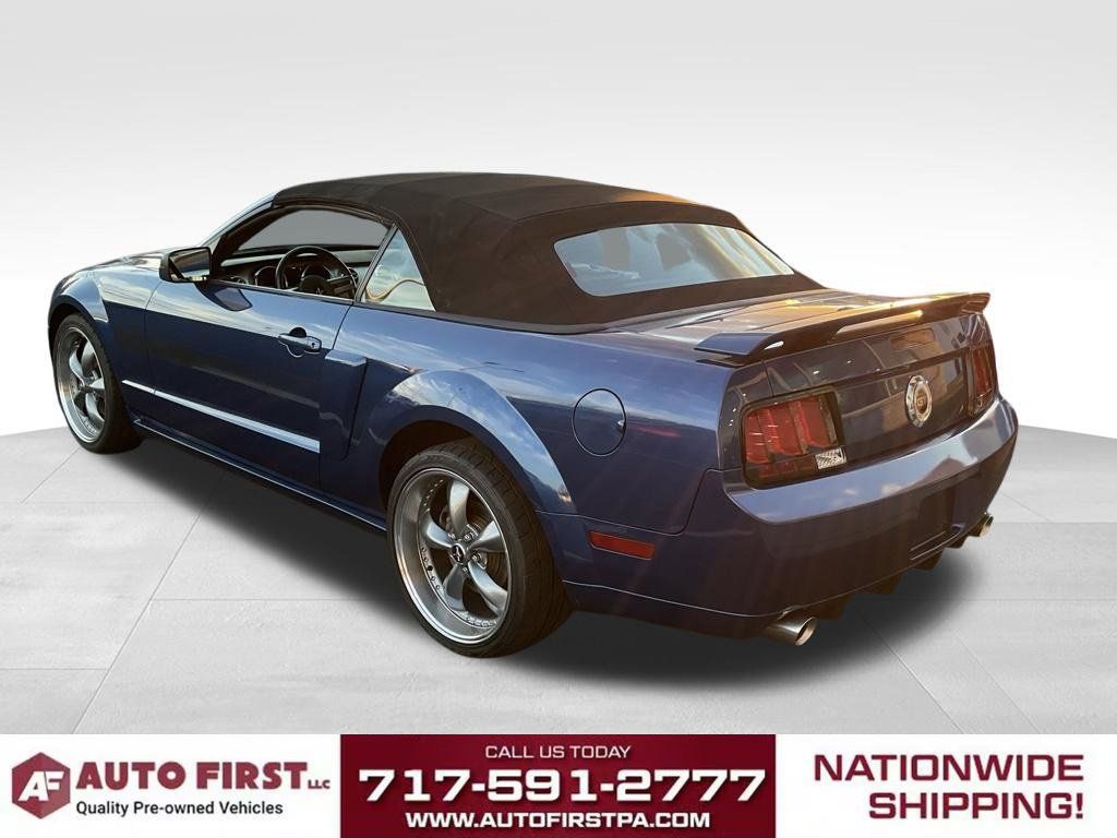 Used 2008 Ford Mustang GT RWD image 7