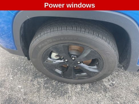 Used 2023 Jeep Cherokee Altitude Lux image 10