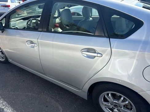 Used 2010 Toyota Prius Five FWD image 11