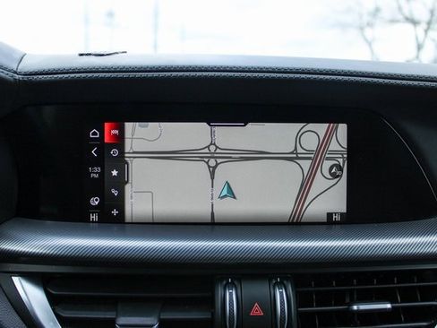 Used 2024 Alfa Romeo Stelvio Ti image 21