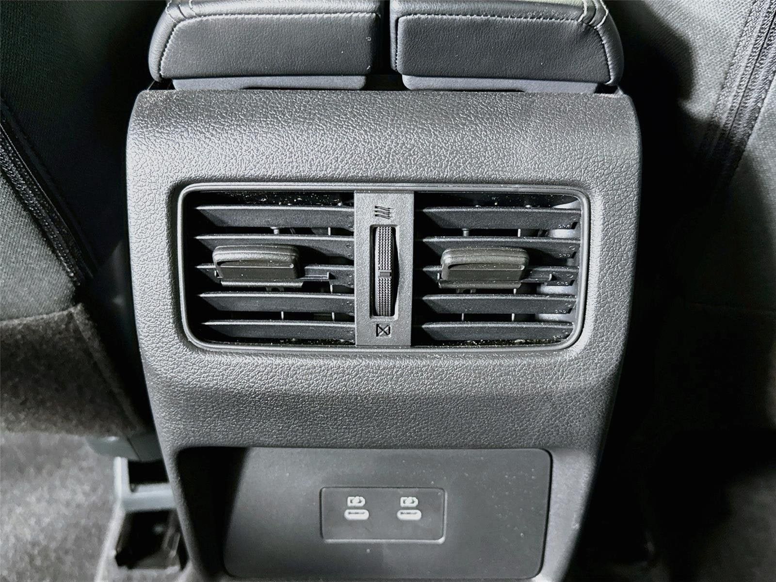 Certified 2026 Nissan Rogue SV FWD image 23