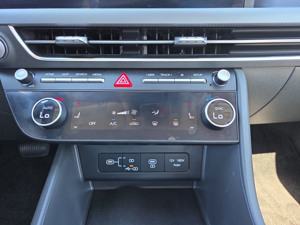 Certified 2024 Hyundai Sonata SEL FWD image 26