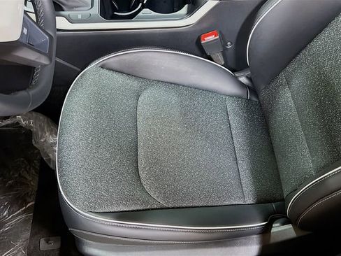 New 2025 Kia K4 GT-Line image 19