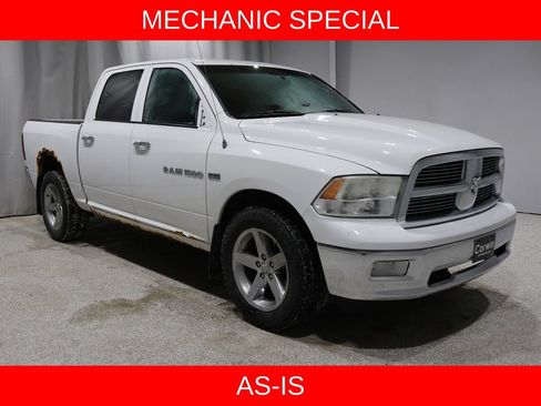 Used 2011 RAM 1500 Big Horn AWD/4WD image 1