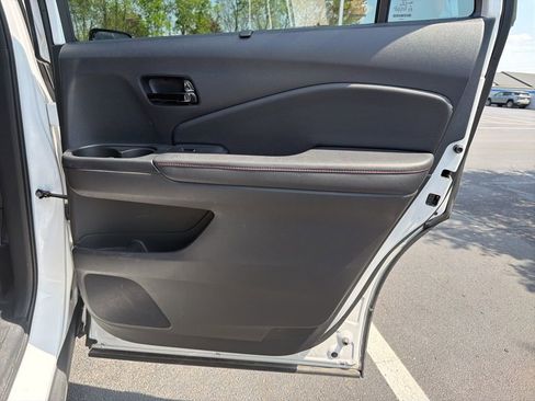 Certified 2024 Honda Passport Black Edition image 24