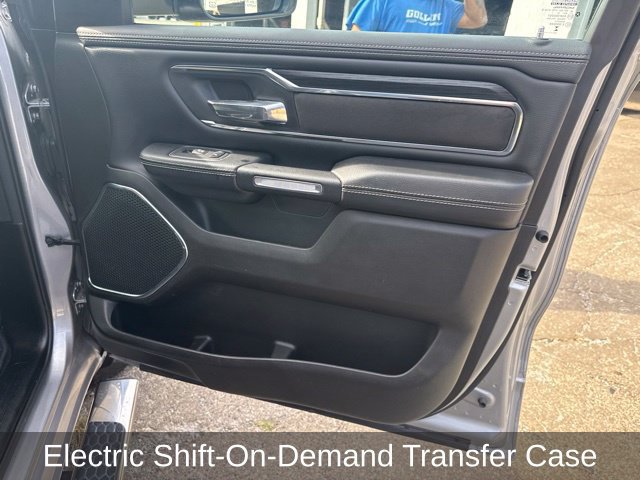 Used 2024 RAM 1500 Laramie AWD/4WD image 26