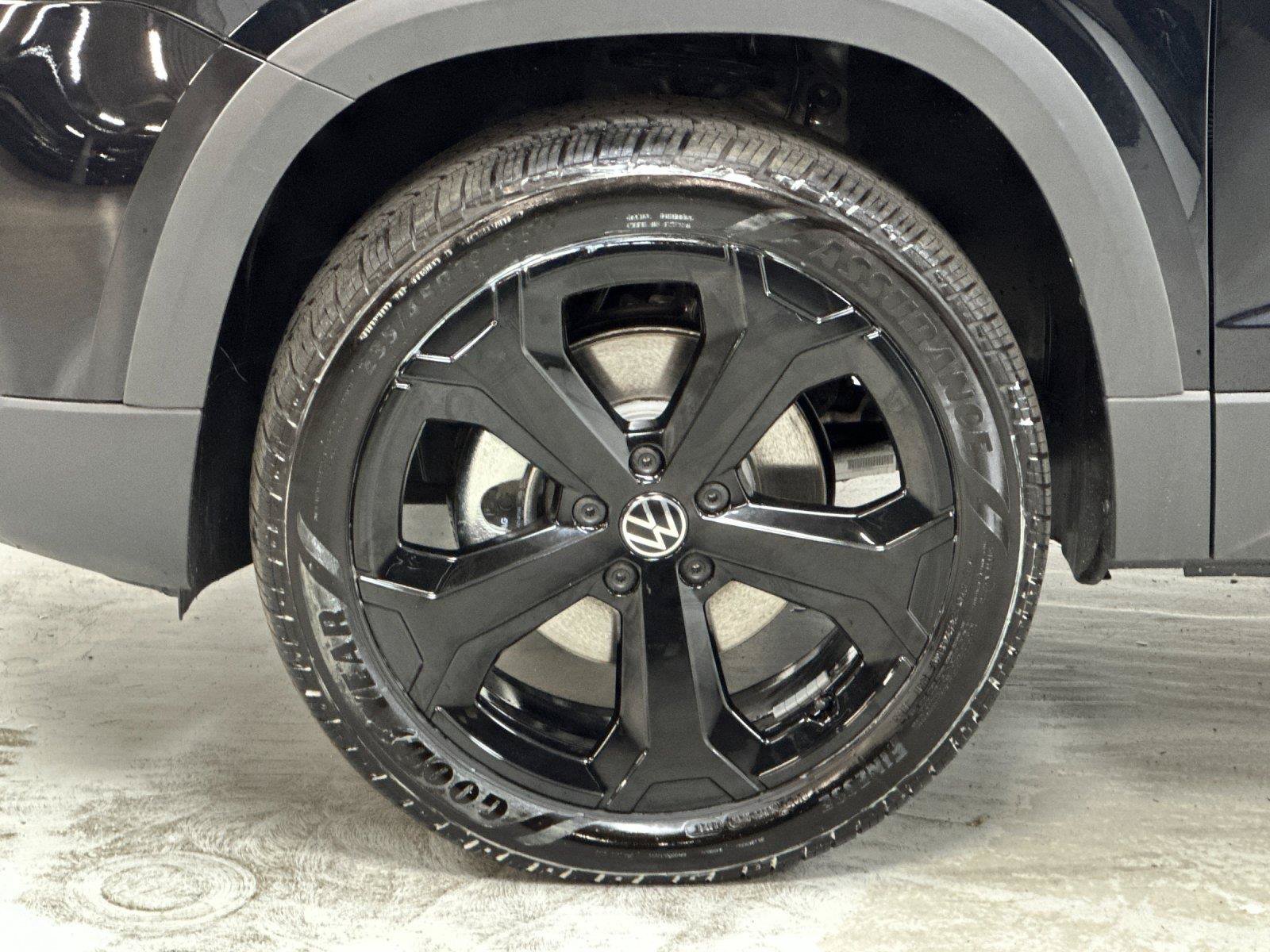 New 2026 Volkswagen Taos SEL AWD/4WD image 20