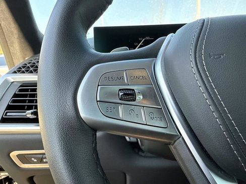 Used 2026 BMW X7 xDrive40i image 35
