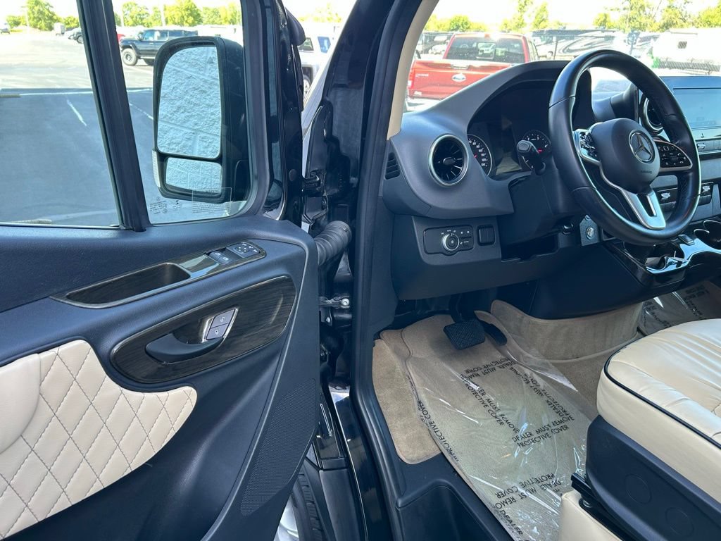 Used 2020 Mercedes-Benz Sprinter 3500 image 20