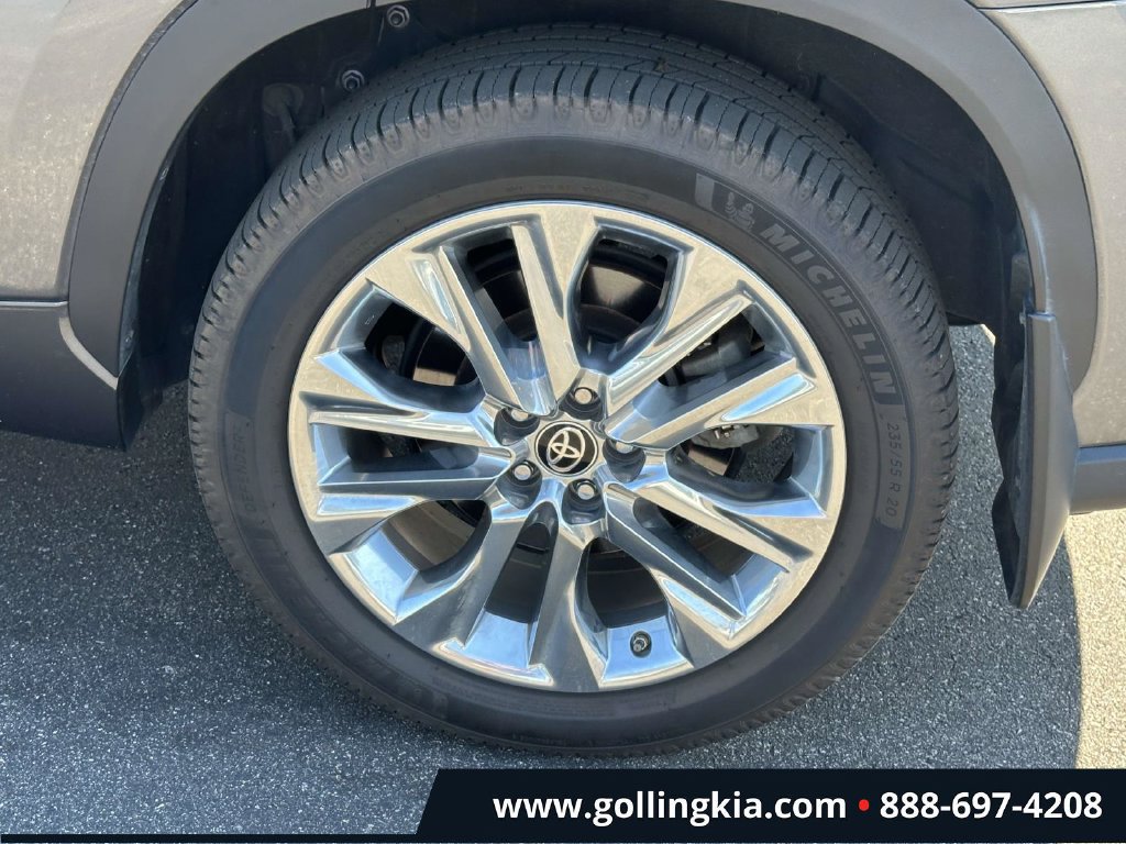 Used 2021 Toyota Highlander Limited AWD/4WD image 7