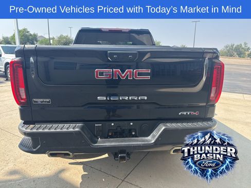 Used 2024 GMC Sierra 1500 AT4 image 3