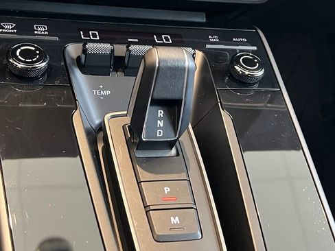 Used 2023 Porsche 911 Carrera image 20