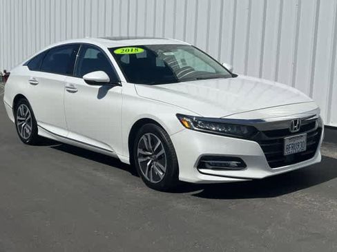 Used 2018 Honda Accord Touring image 8