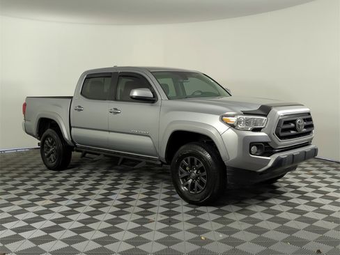Used 2021 Toyota Tacoma SR5 image 9