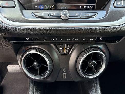 Used 2019 Chevrolet Blazer LT image 32