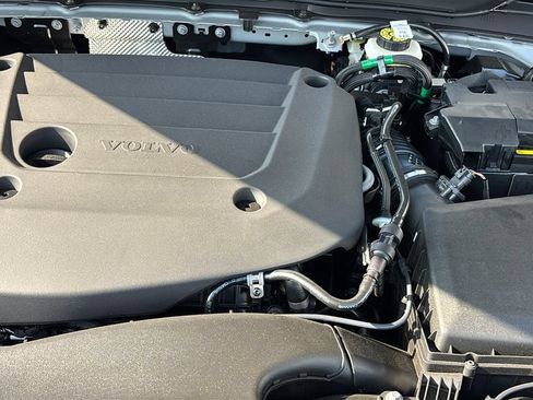 New 2026 Volvo XC40 B5 Ultra AWD/4WD image 32