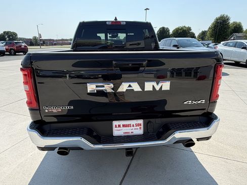 Used 2025 RAM 1500 Laramie AWD/4WD image 7