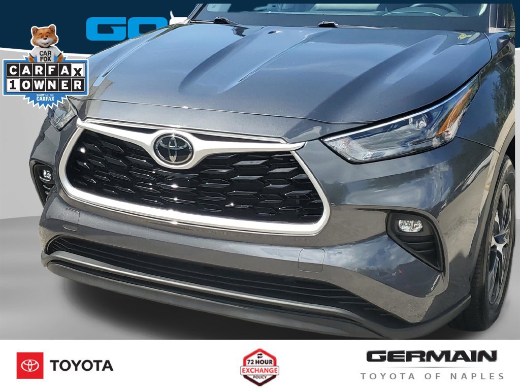 Used 2023 Toyota Highlander XLE FWD image 14