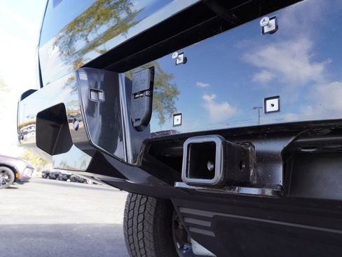 New 2025 GMC Hummer EV 3X image 7