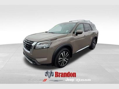 Used 2025 Nissan Pathfinder Platinum