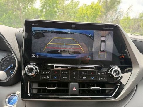 Used 2020 Toyota Highlander Limited AWD/4WD image 14
